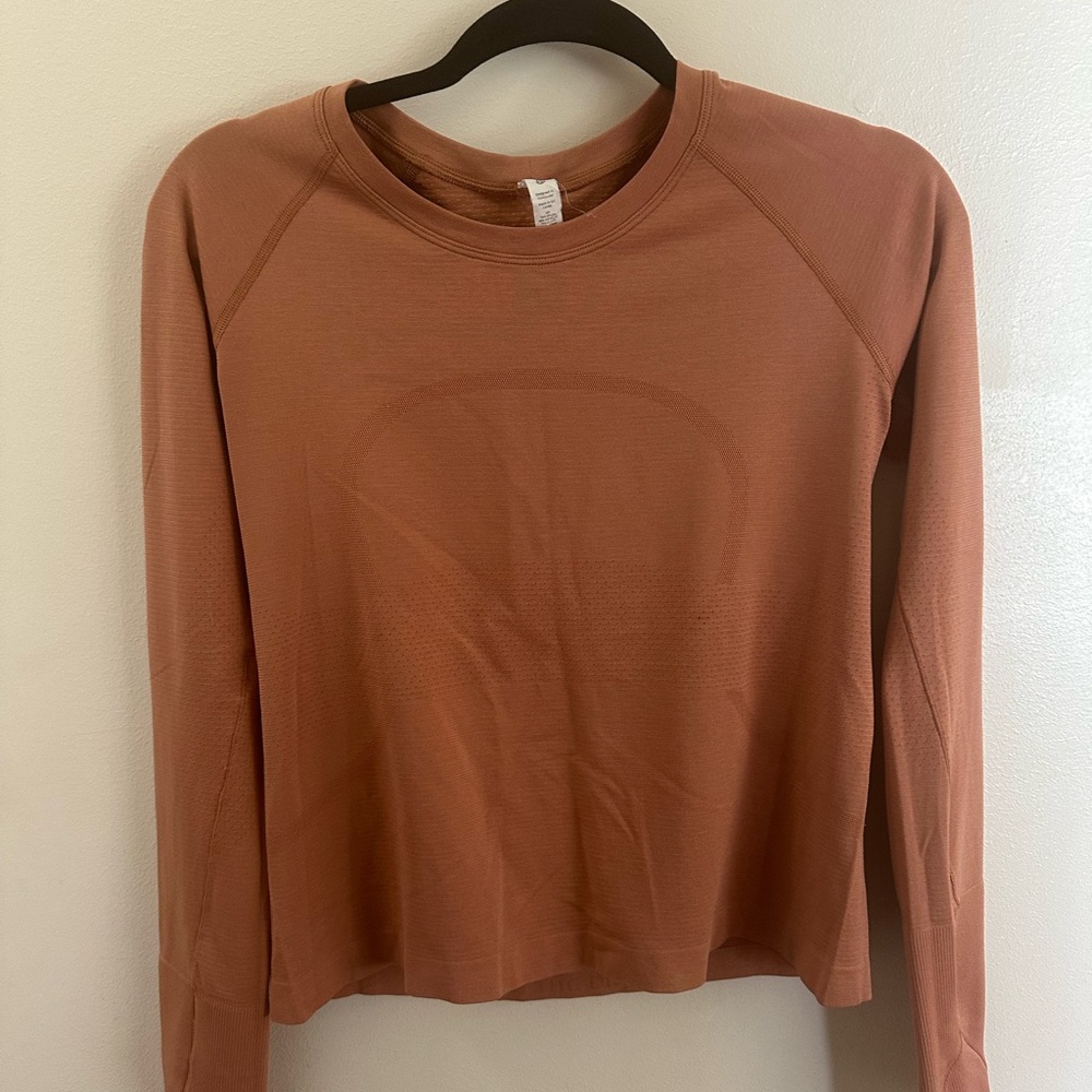 Lululemon Long Sleeve Top, excellent condition